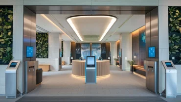 Global Hospitality Trends 2025 3 Global Hospitality Trends by using of Self check in and use of Ai